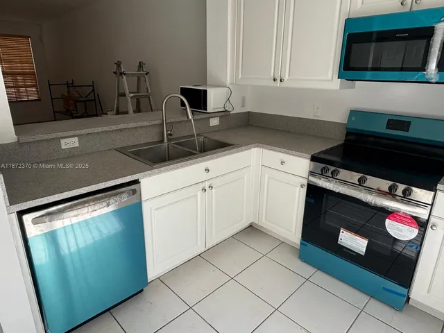 $2,600 | 767 Northwest 42nd Avenue, Unit 767, Plantation, FL 33317