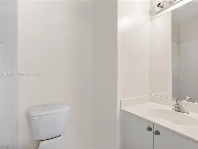 $2,600 | 767 Northwest 42nd Avenue, Unit 767, Plantation, FL 33317