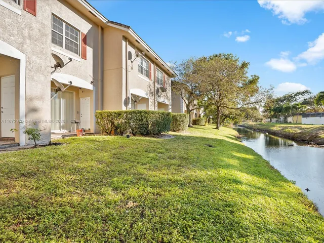 $2,600 | 767 Northwest 42nd Avenue, Unit 767, Plantation, FL 33317