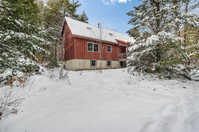$269,900 | 57 Deer Run Road, Madison, ME 04950