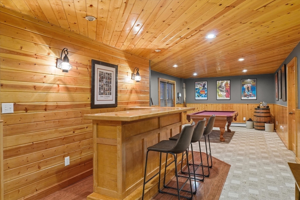 20 Barnside Road Boxford, MA 01921 - Photo 33 of 42 a lobby with furniture and window
