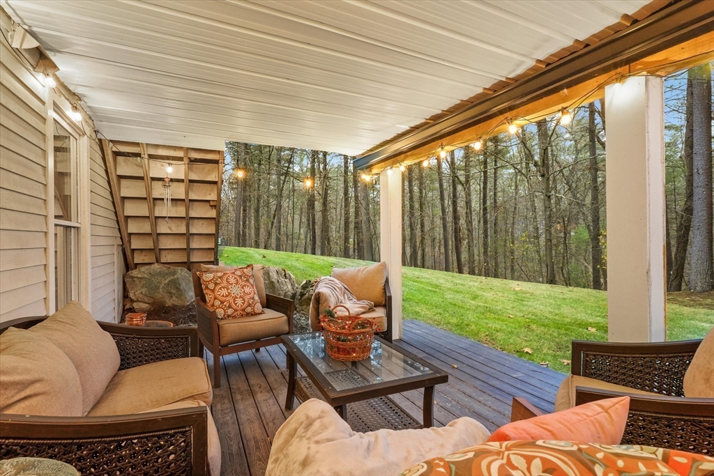 20 Barnside Road Boxford, MA 01921 - Photo 37 of 42 a outdoor living space with furniture