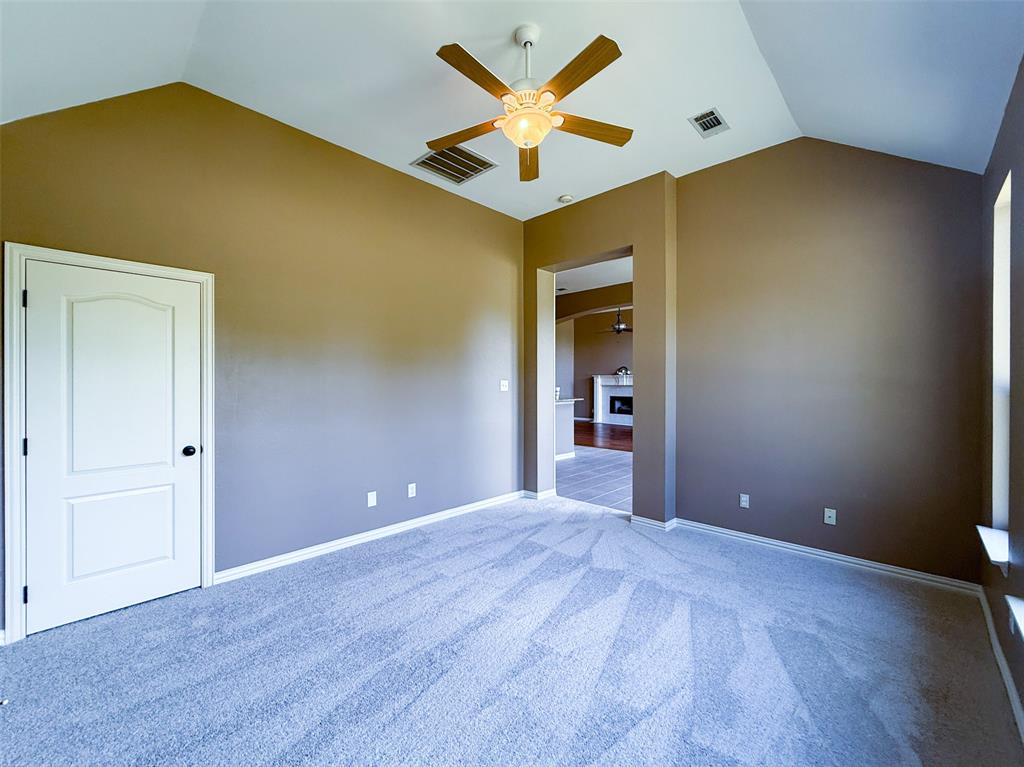 7517 Rodeo Drive Denton, TX 76208 - Photo 19 of 39 Gallery Image 19