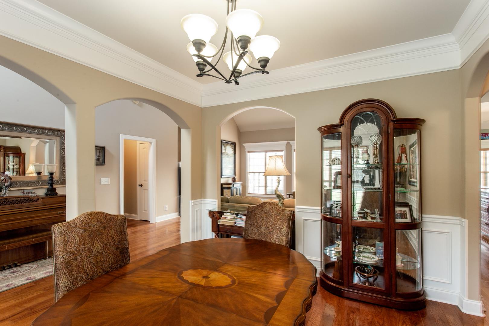 245 Dunaway Road Lebanon, TN 37090 - Photo 5 of 30 a view of a livingroom with furniture and window