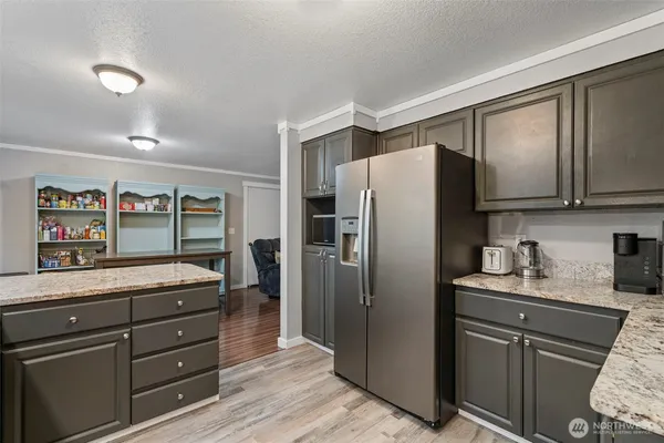 $590,000 | 266 Bear View Drive, Chehalis, WA 98532