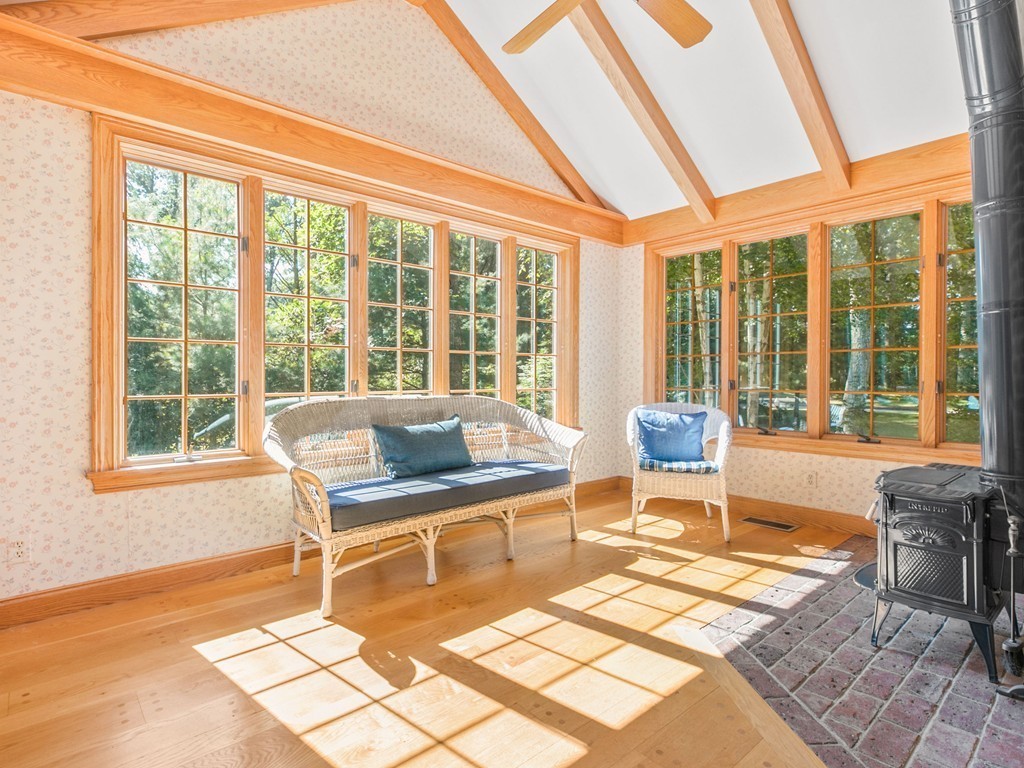 179 Winding River Road Wellesley, MA 02482 - Photo 6 of 19