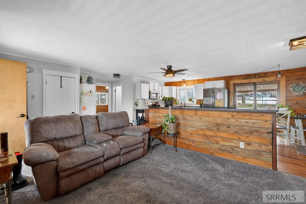 2458 Adrianne Way American Falls, ID 83211 - Photo 9 of 53