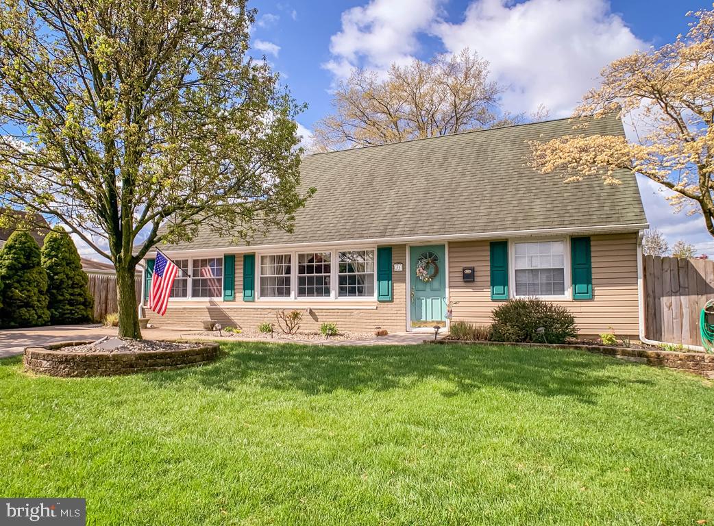 31 Margin Road Levittown, PA 19056 - Photo 1 of 29