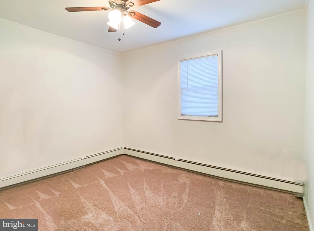 31 Margin Road Levittown, PA 19056 - Photo 19 of 29