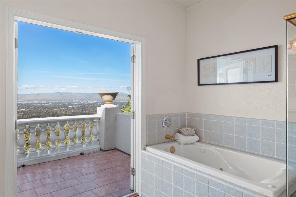 15940 Wildcat Ridge Saratoga, CA 95070 - Photo 39 of 61