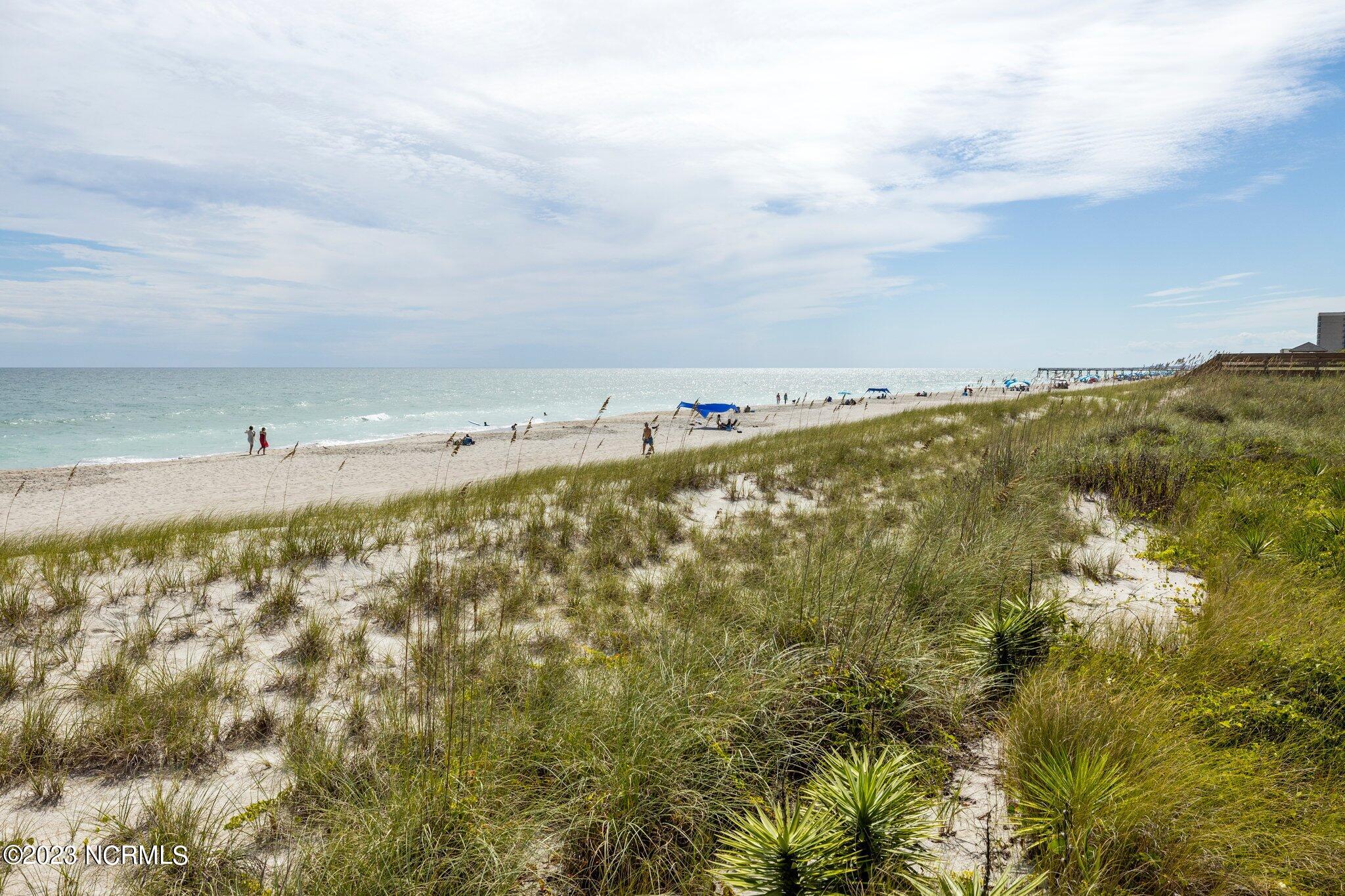 2305 West Fort Macon Road, Unit 202 Atlantic Beach, NC 28512 - Photo 9 of 16 13-web-or-mls-_S3A2620
