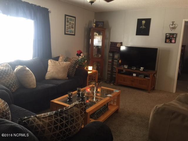 6951 Teeny Road Sims, NC 27880 - Photo 4 of 18 3 Living Room