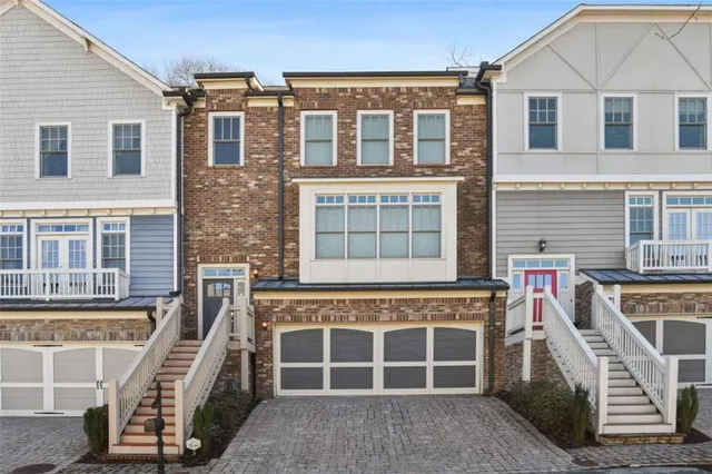 $555,000 | 1660 Gilstrap Lane Northwest, Atlanta, GA 30318