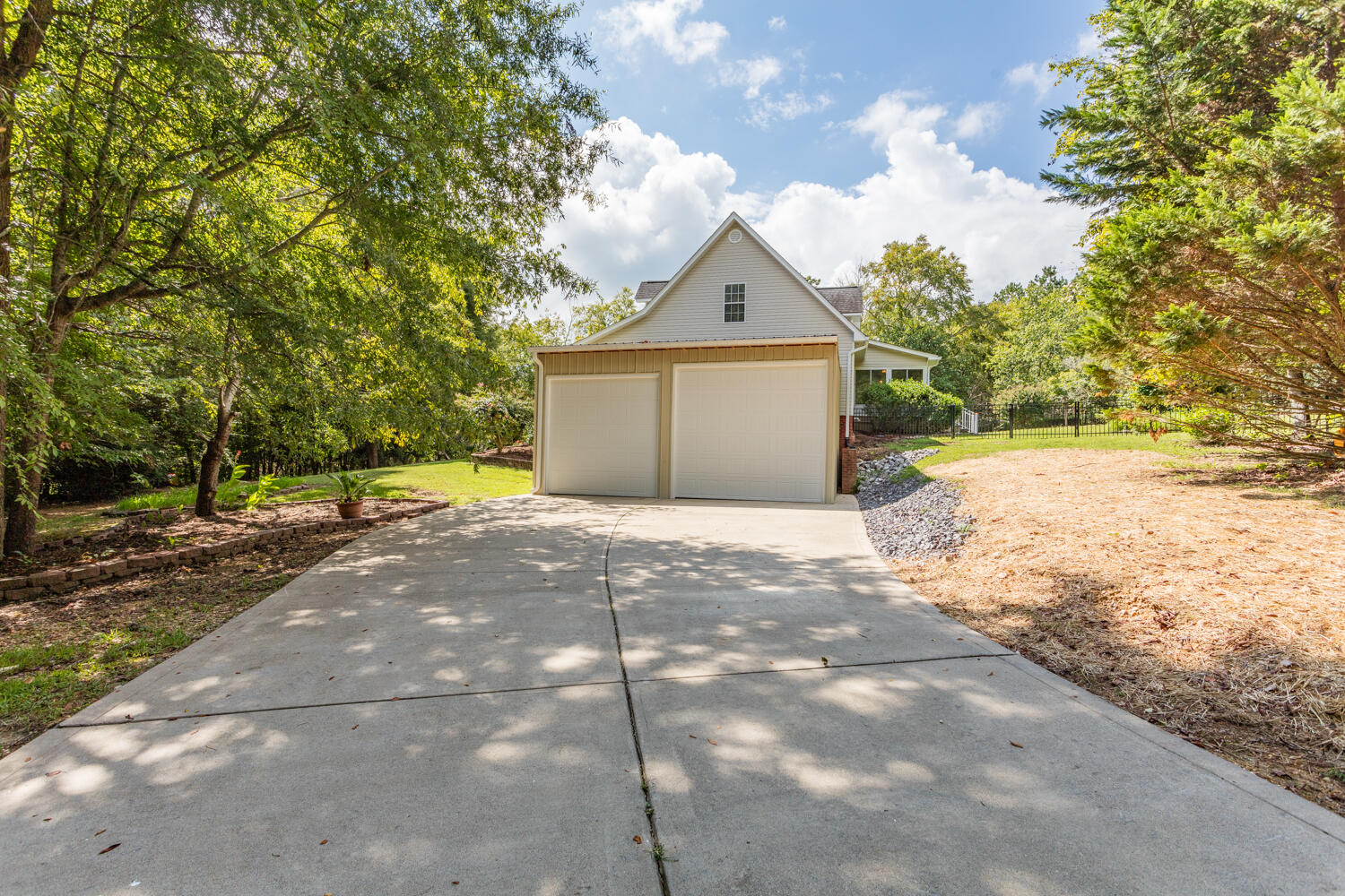 678 Hooper Road Ringgold, GA 30736 - Photo 23 of 104 678 Hooper Road HD-20