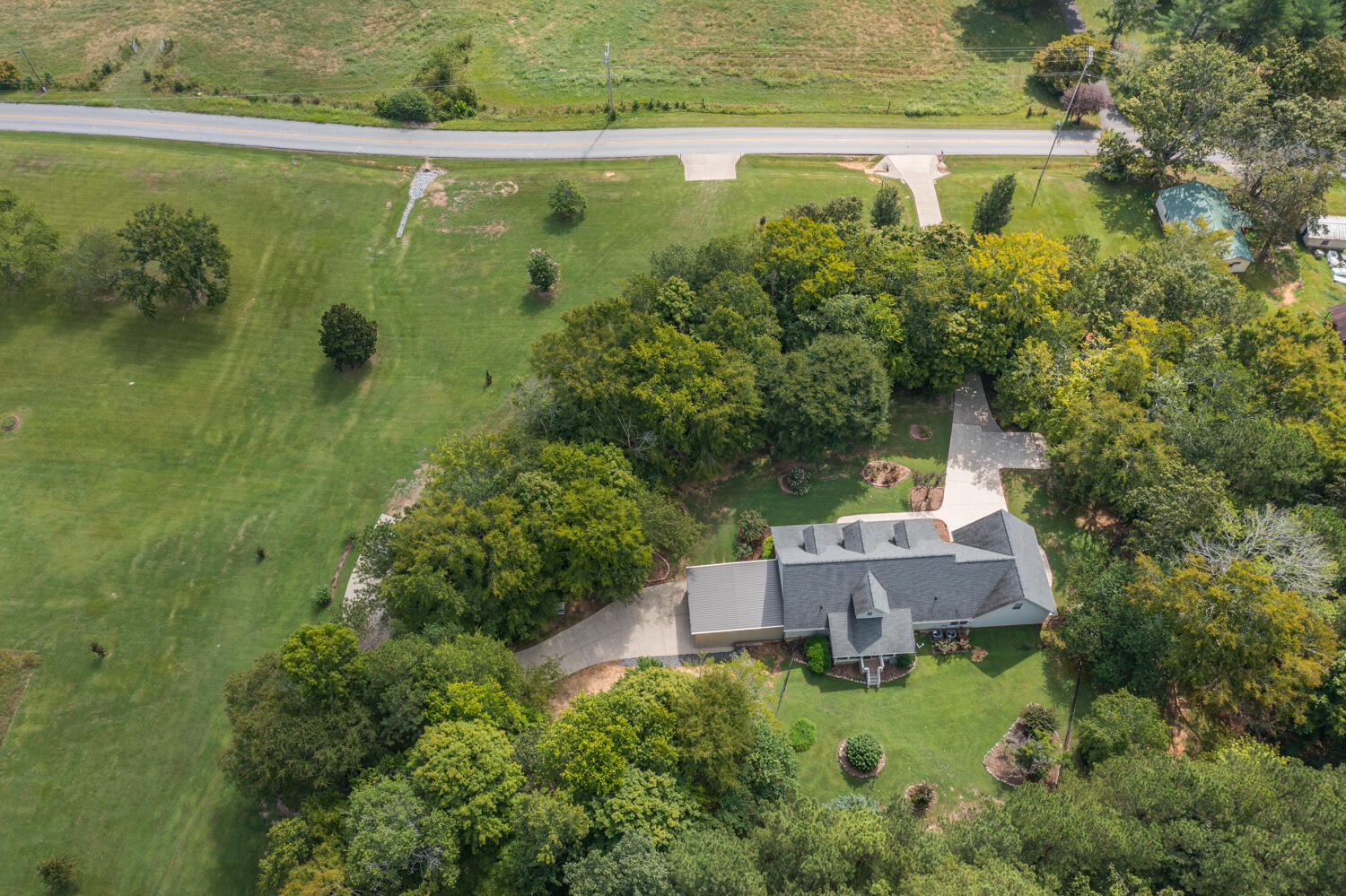 678 Hooper Road Ringgold, GA 30736 - Photo 27 of 104 678 Hooper Road Aerial HD-8