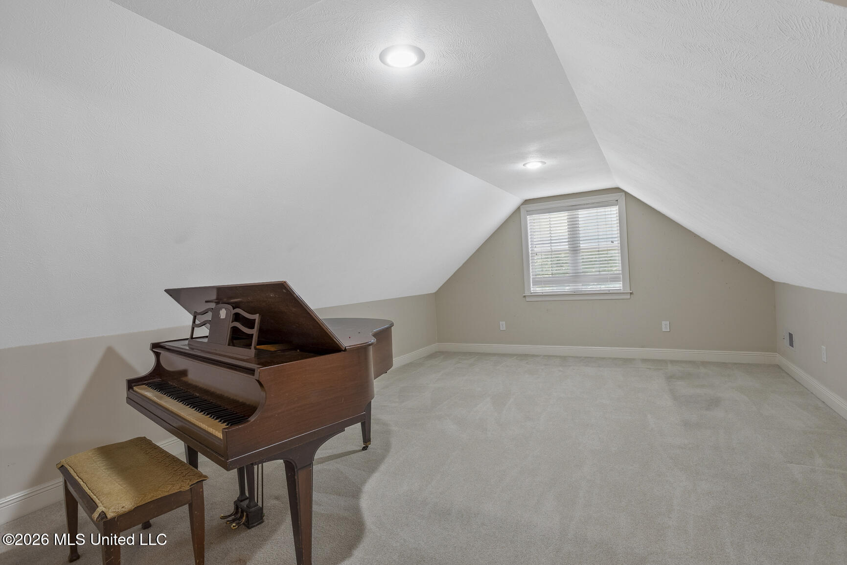 525 Ridge Circle Brandon, MS 39047 - Photo 39 of 51 525 Ridge Cir_jhookphotos-37