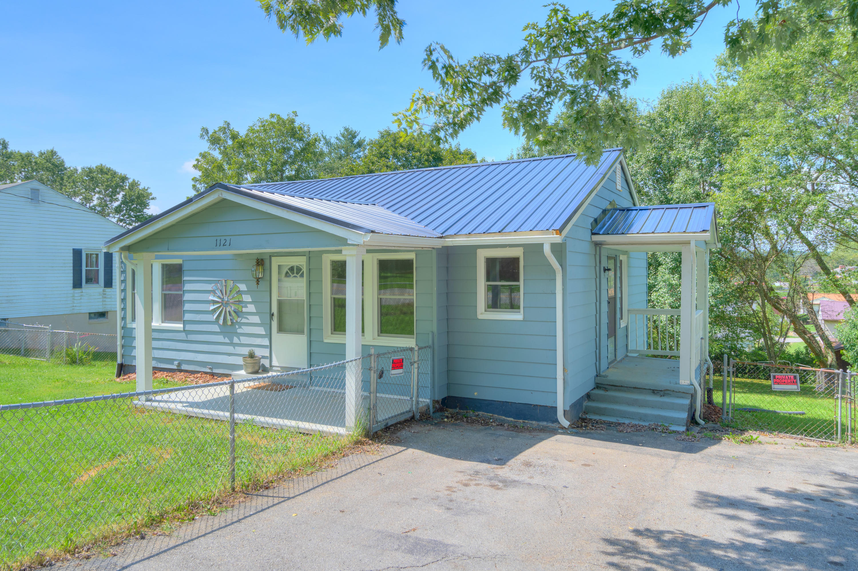 1121 Peppers Ferry Road Pulaski, VA 24301 - Photo 2 of 26 1121_PeppersFerryRd_HiRes-1