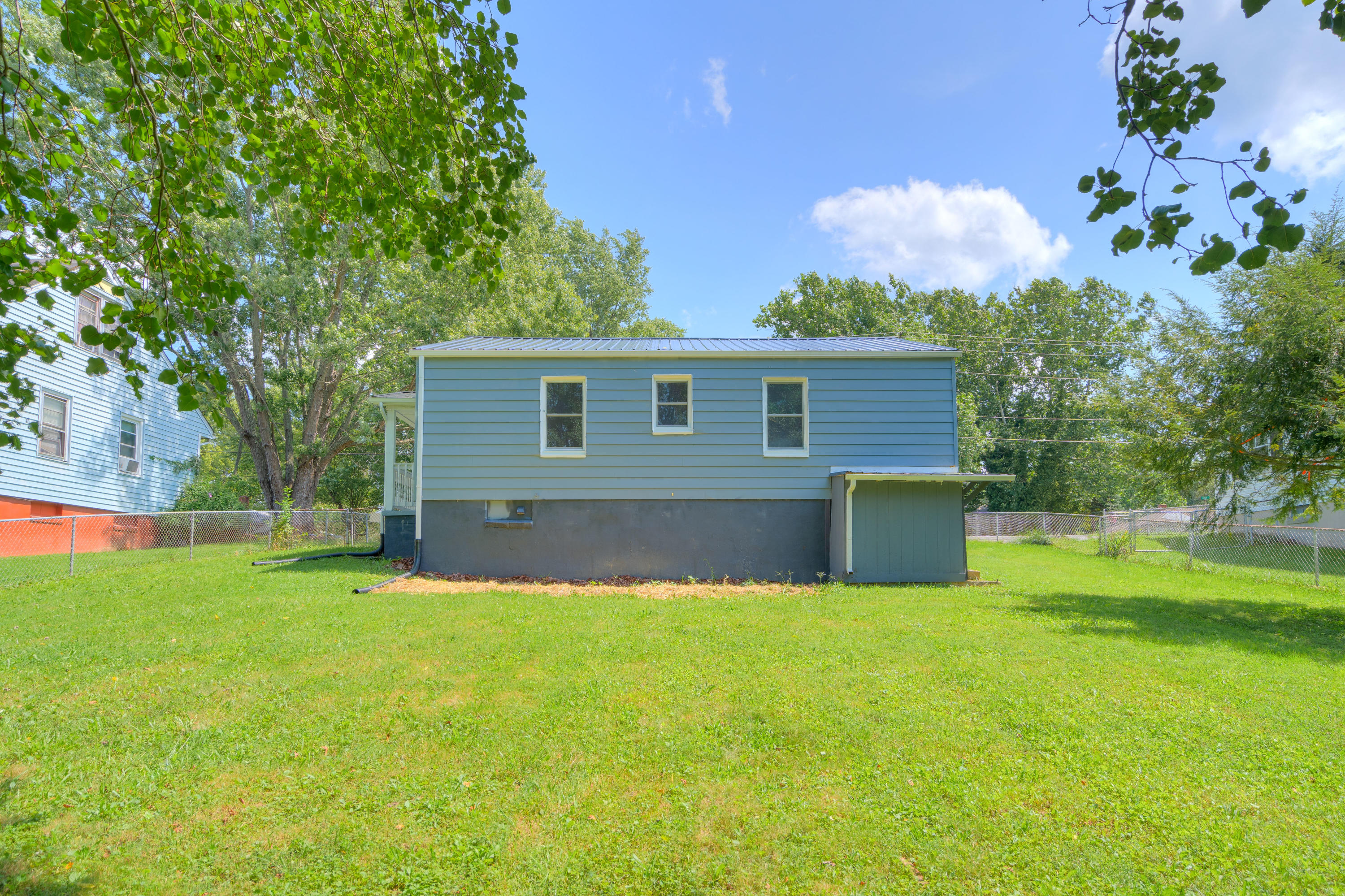 1121 Peppers Ferry Road Pulaski, VA 24301 - Photo 6 of 26 1121_PeppersFerryRd_HiRes-5