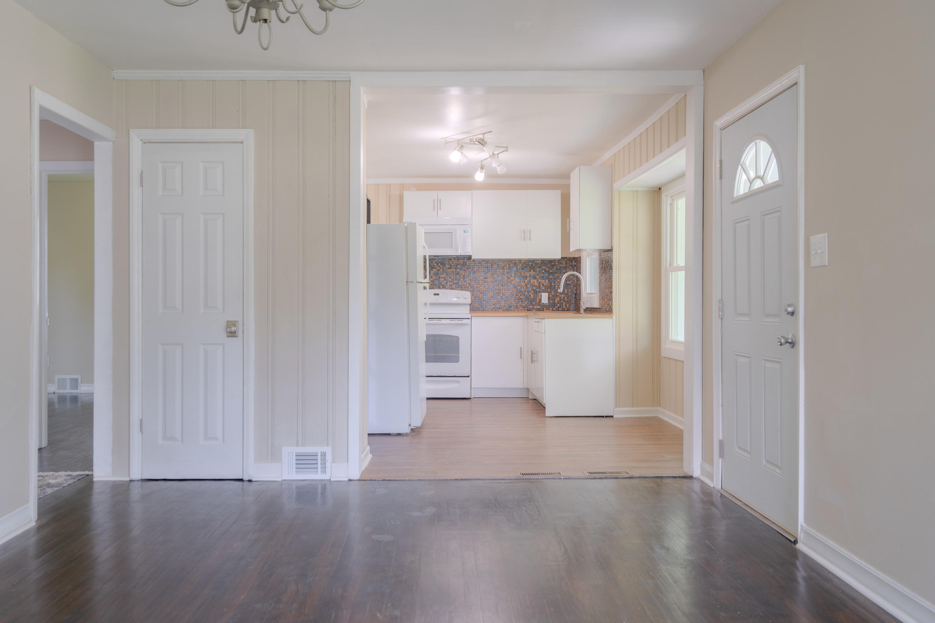 1121 Peppers Ferry Road Pulaski, VA 24301 - Photo 8 of 26 1121_PeppersFerryRd_HiRes-7