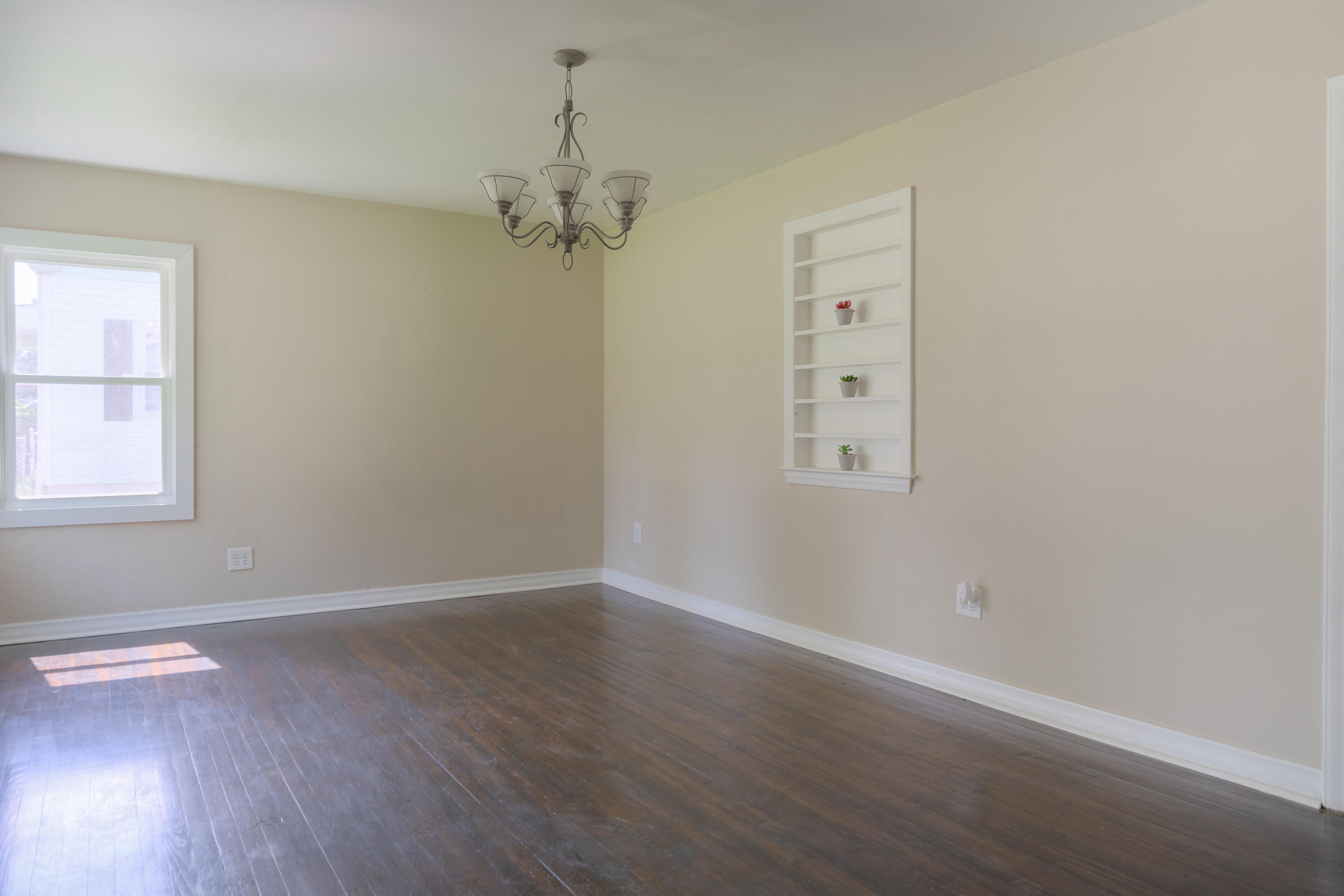 1121 Peppers Ferry Road Pulaski, VA 24301 - Photo 10 of 26 1121_PeppersFerryRd_HiRes-9
