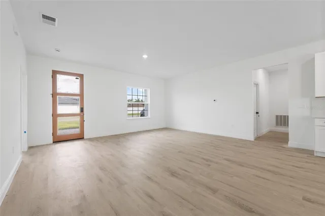 $2,000 | 2273 Southwest 158th St Road, Ocala, FL 34473