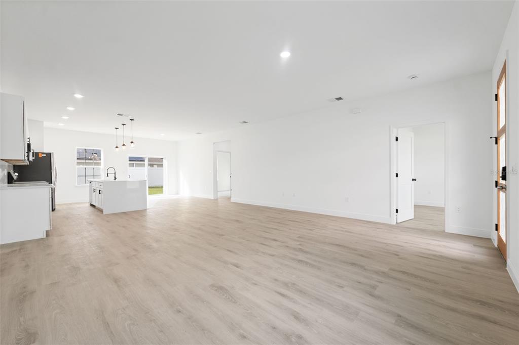 2273 Southwest 158th St Road Ocala, FL 34473 - Photo 9 of 32