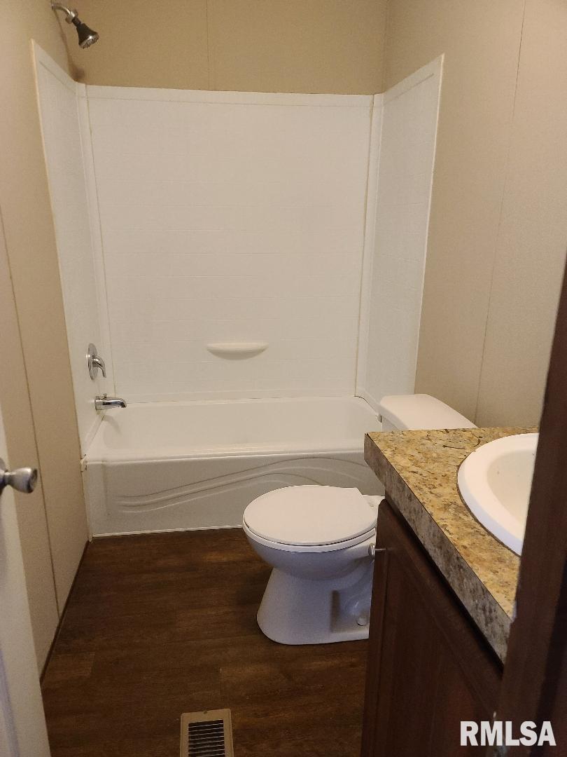 4427 Harvey Street Mulkeytown, IL 62865 - Photo 7 of 9