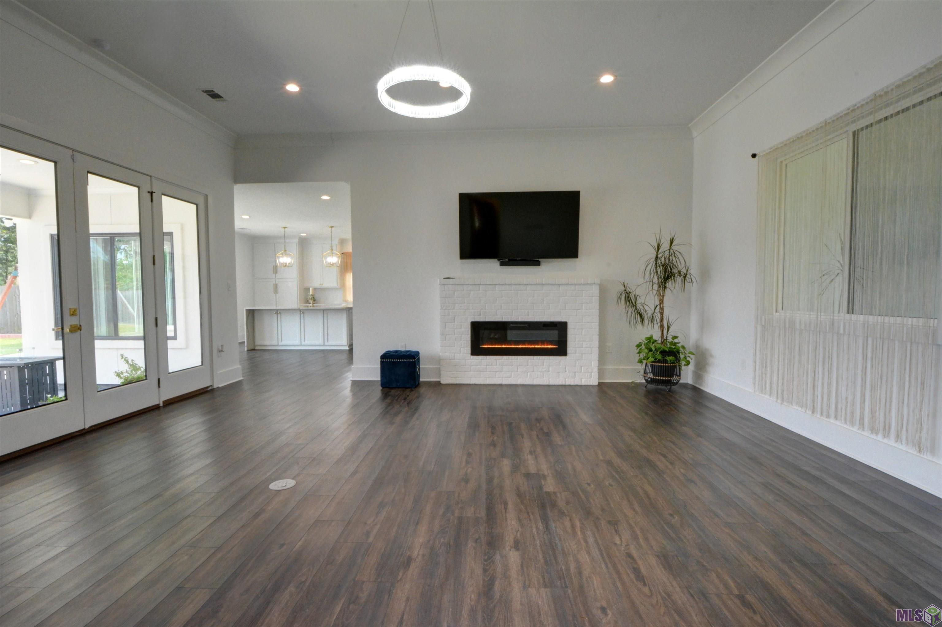 245 Marion Drive Baton Rouge, LA 70806 - Photo 7 of 27