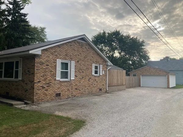 $210,000 | 305 North Lincoln Avenue, Fowler, IN 47944