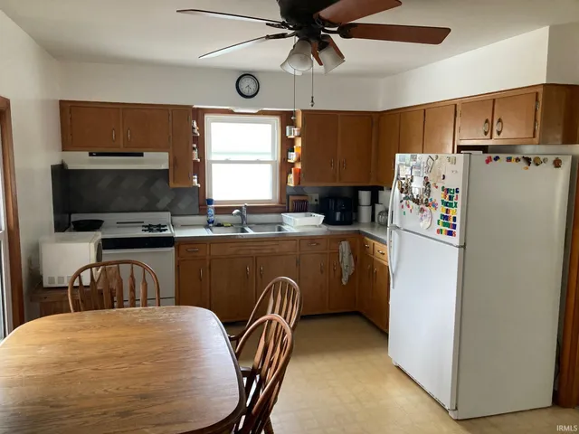 $223,900 | 305 North Lincoln Avenue, Fowler, IN 47944