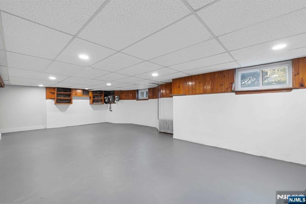 47-49 Fairview Avenue, Unit A Closter, NJ 07624 - Photo 14 of 19 a view of an empty room