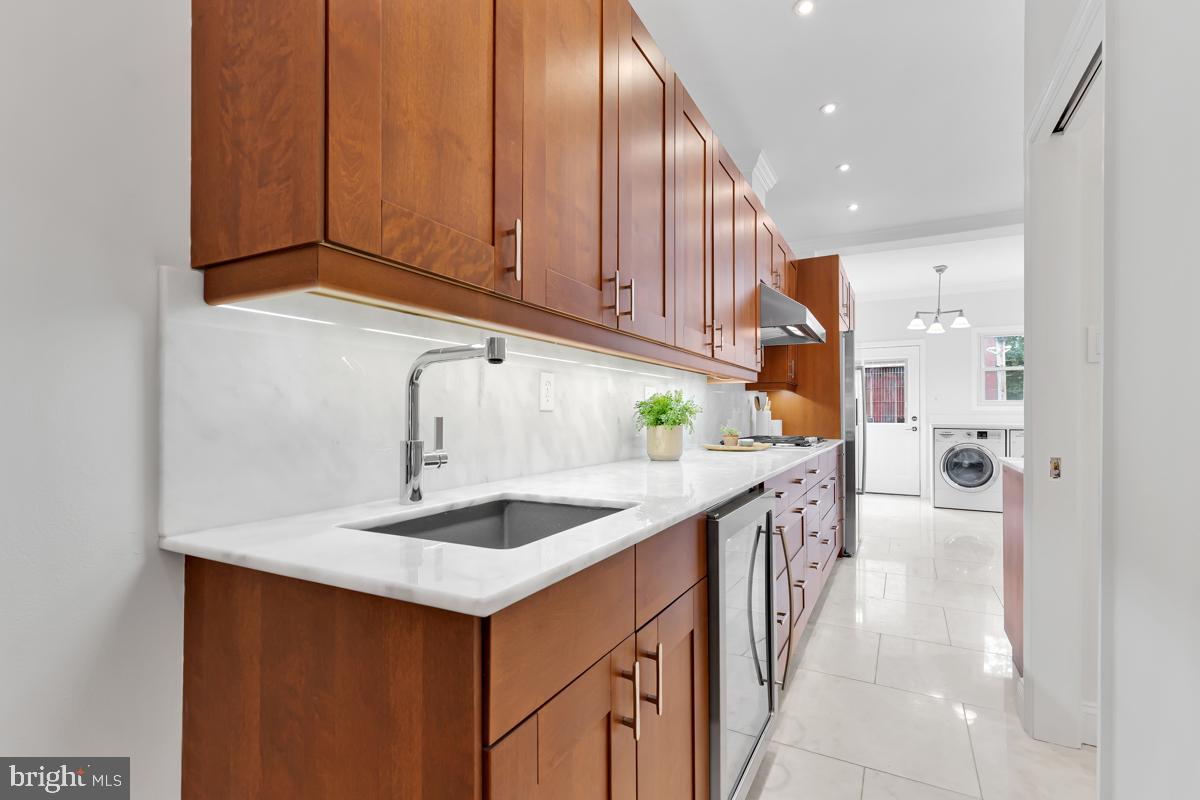911 10th Street Northeast Washington, DC 20002 - Photo 11 of 46 Wet bar area with wine cooler