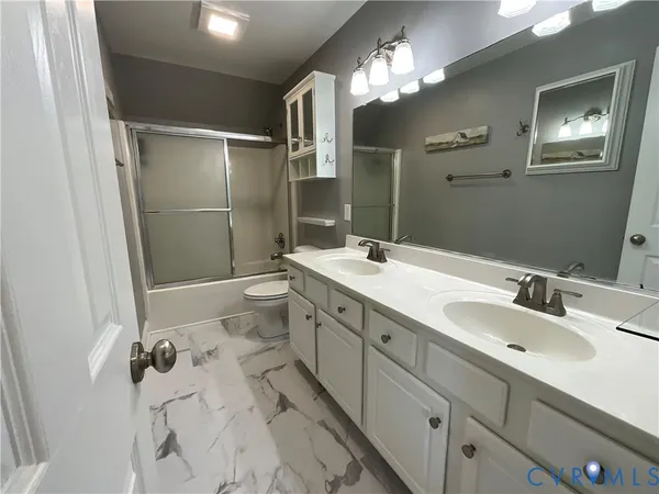 $644,950 | 3005 Willow Trace Lane, Sandy Hook, VA 23153