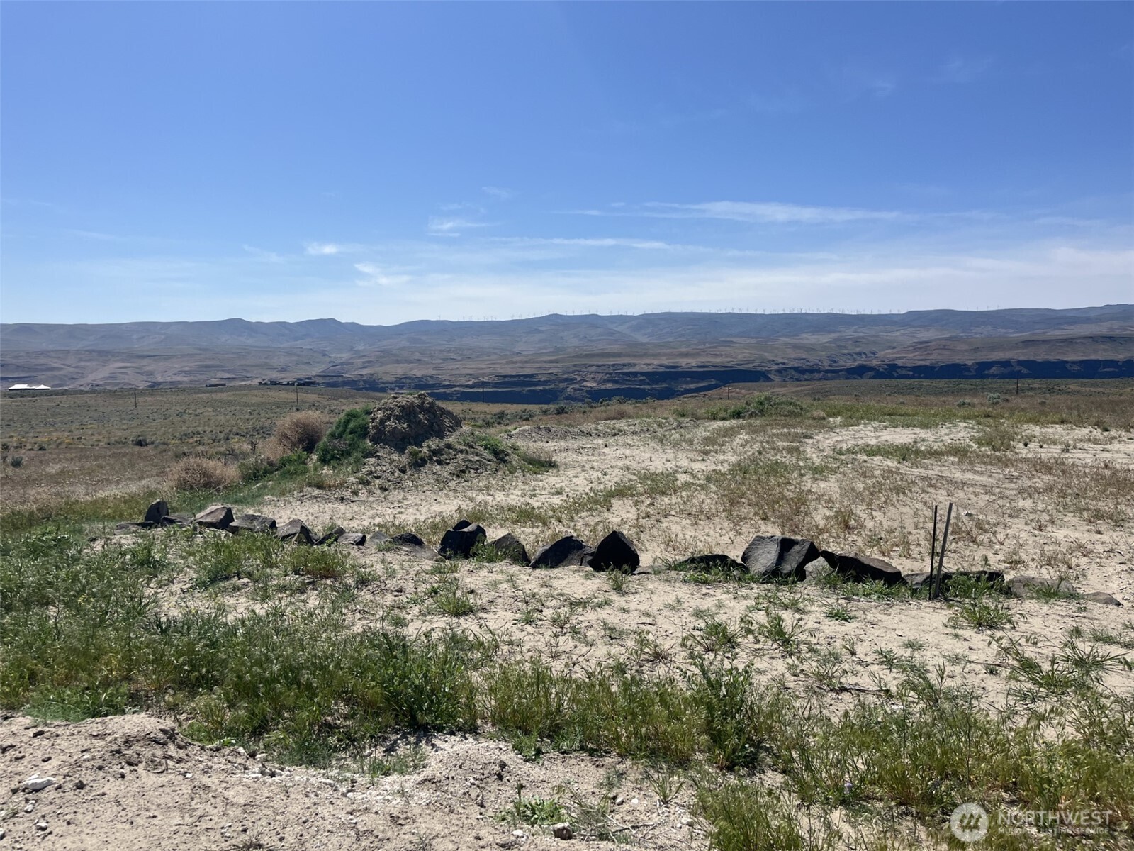 23289 Southwest Sage Loop Quincy, WA 98848 - Photo 2 of 7 a view of a sky view