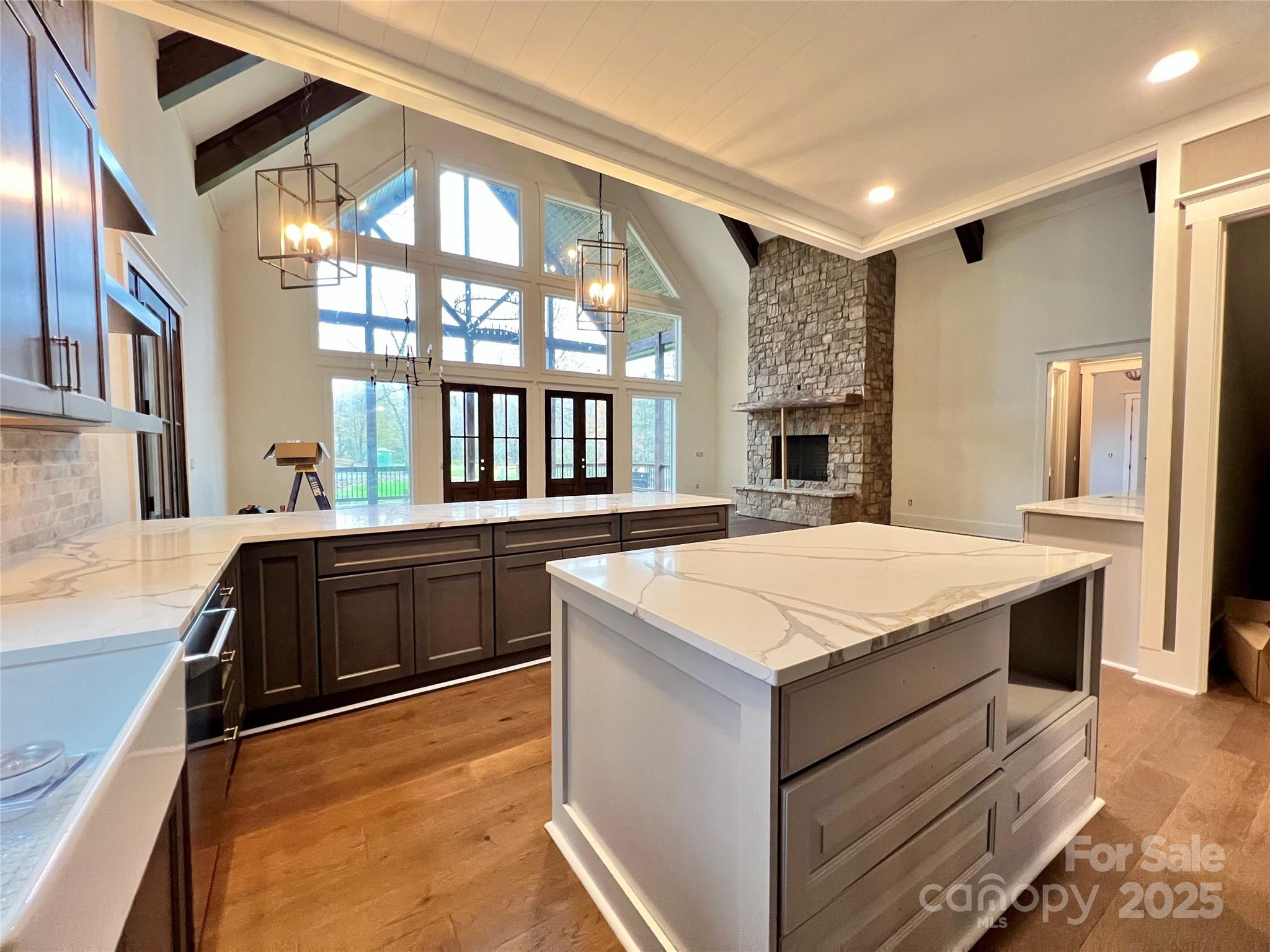 159 Comanche Road Cullowhee, NC 28723 - Photo 4 of 34 a kitchen with a stove and a refrigerator