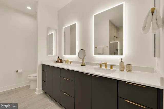 $2,195,000 | 5405 Goshawk Alley, Bethesda, MD 20816