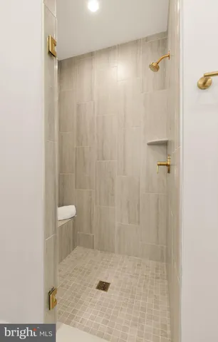 $2,195,000 | 5405 Goshawk Alley, Bethesda, MD 20816