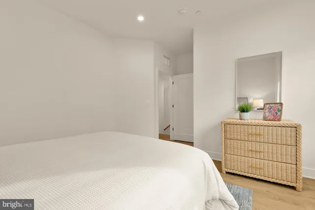 $2,195,000 | 5405 Goshawk Alley, Bethesda, MD 20816