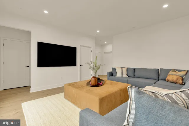 $2,195,000 | 5405 Goshawk Alley, Bethesda, MD 20816