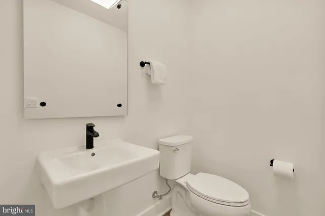 $2,195,000 | 5405 Goshawk Alley, Bethesda, MD 20816