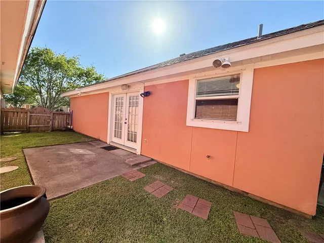 $194,000 | 2303 Naples Drive, Ingleside, TX 78362