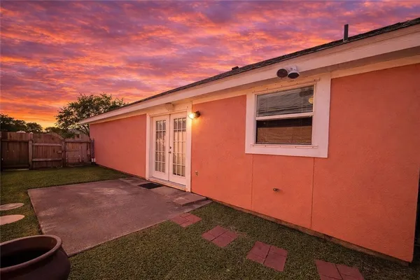 $194,000 | 2303 Naples Drive, Ingleside, TX 78362