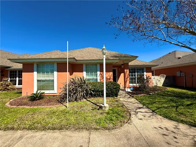 $194,000 | 2303 Naples Drive, Ingleside, TX 78362