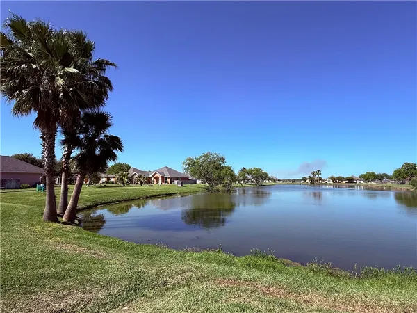 $194,000 | 2303 Naples Drive, Ingleside, TX 78362