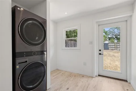 $345,000 | 2511 Burlington Boulevard, Dallas, TX 75211
