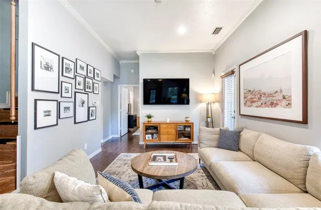 $3,400 | 5425 Victor Street, Dallas, TX 75214