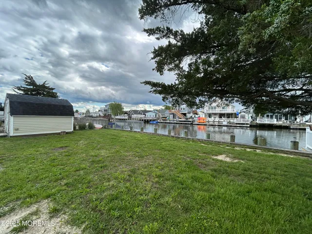 $369,900 | 58 West Anchor Drive, Little Egg Harbor, NJ 08087