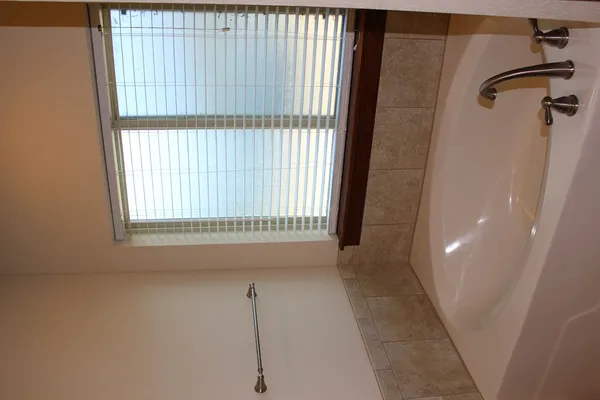 $2,400 | 701 Bushwhack Road, Kerrville, TX 78028