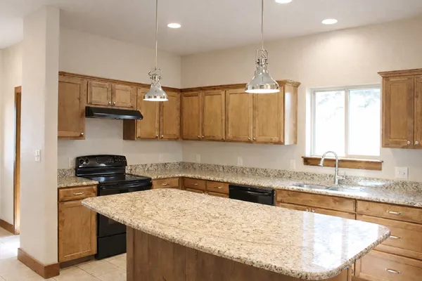 $2,400 | 701 Bushwhack Road, Kerrville, TX 78028