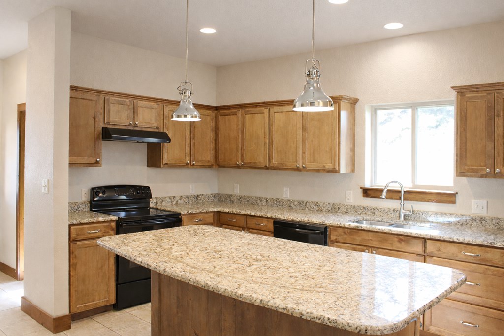 701 Bushwhack Road Kerrville, TX 78028 - Photo 5 of 31